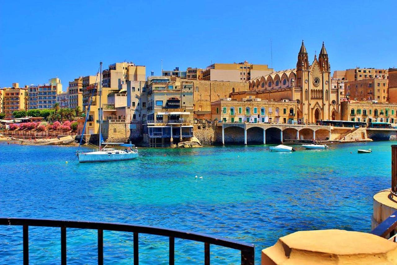 Prime Location Apartment With Side Seaviews Sliema Exteriér fotografie